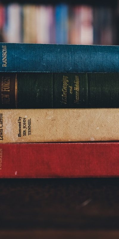 books, library, jrr tolkien-1246674.jpg